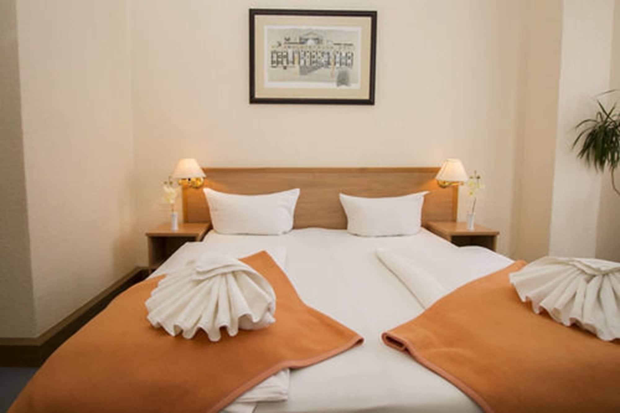 Hotel Spreewitz Am Kurfuerstendamm Берлин Экстерьер фото